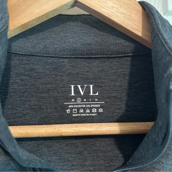 IVL Cropped Half Zip in Grey - Size Small - Picture 7 of 9